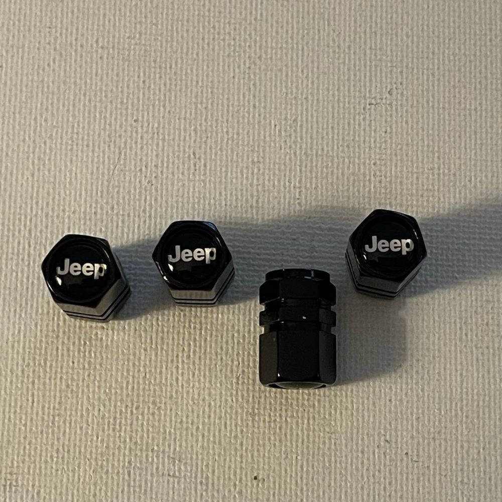 Jeep Valve Stem Caps in Black set of 4 NWT